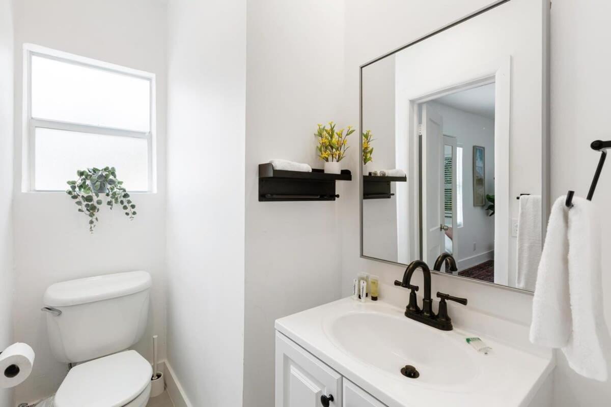 Charming 2 Bedroom Apartment In Victoria Park Fort Lauderdale Kültér fotó